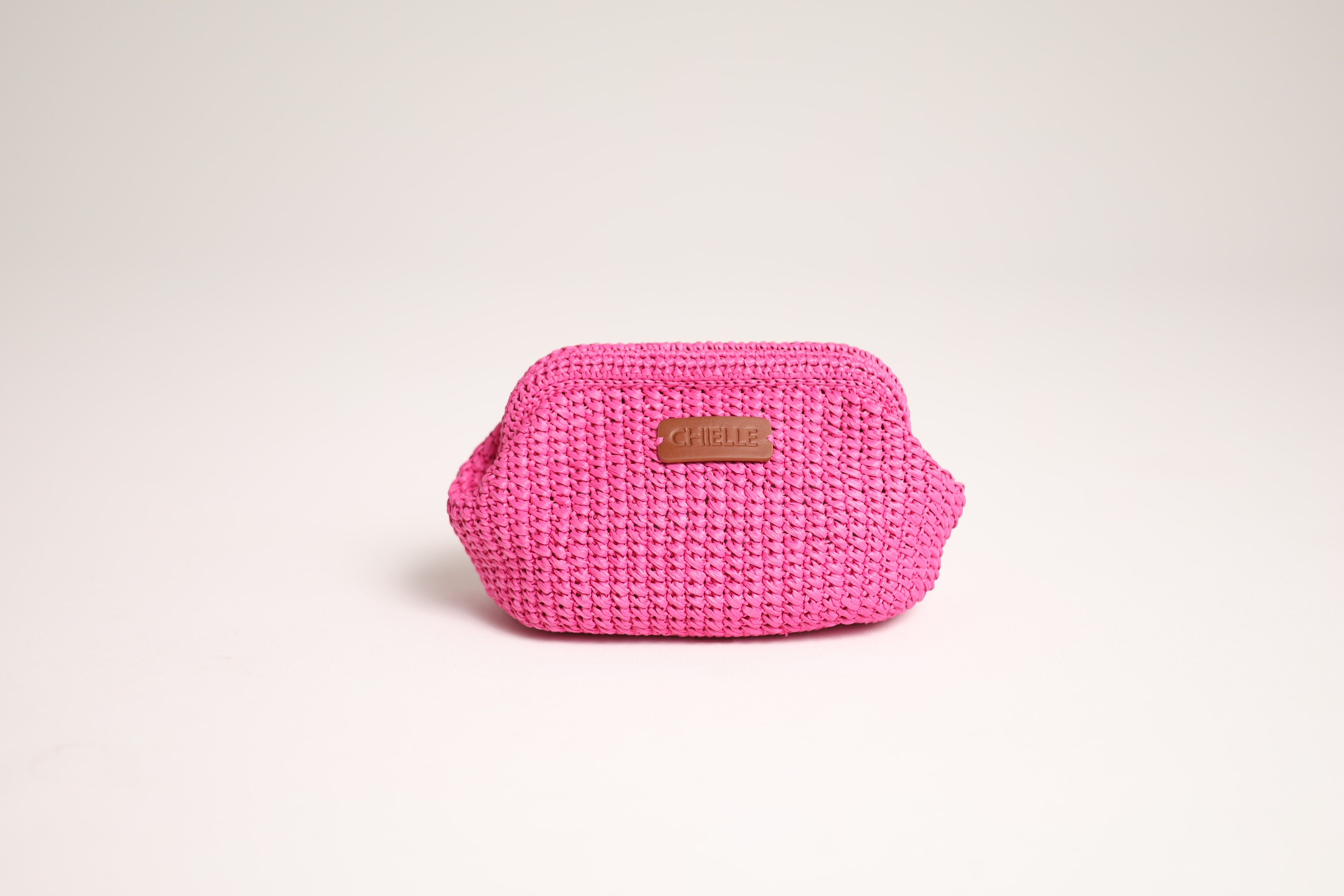 Juliet, sac en raphia viscose et résine, Rose — vu de face